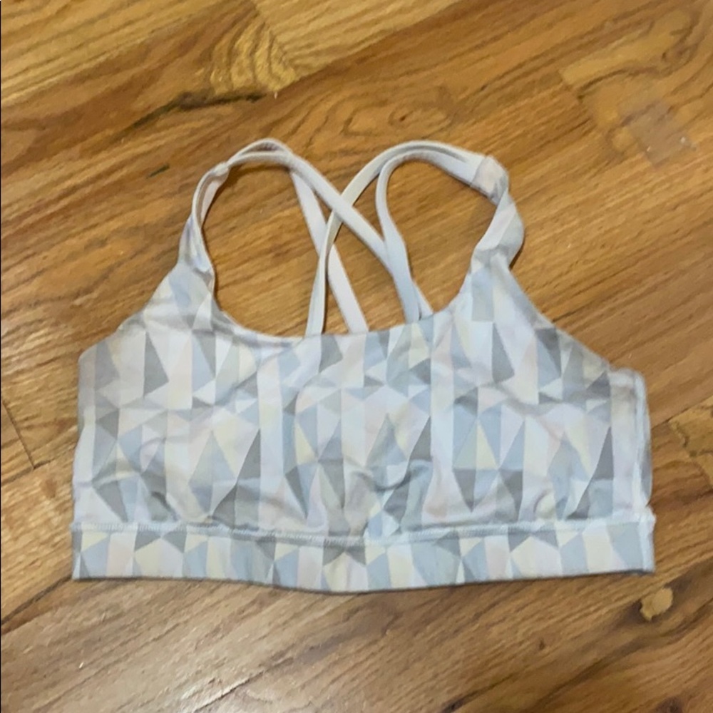 Lululemon energy sports bra